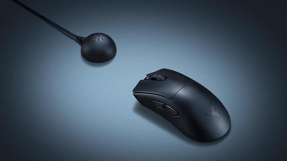 Razer DeathAdder V4 Pro estreia com corpo mais leve e novo sensor