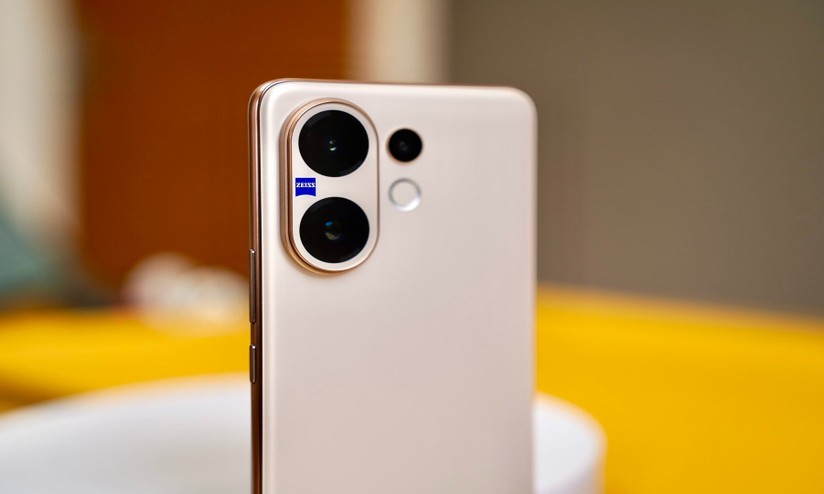 Vivo V60 chega ao mercado internacional com Snapdragon, foco nas