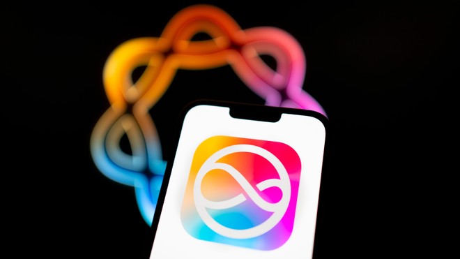 Tim Cook confirma que nova Siri com Apple Intelligence será lançada em 2026