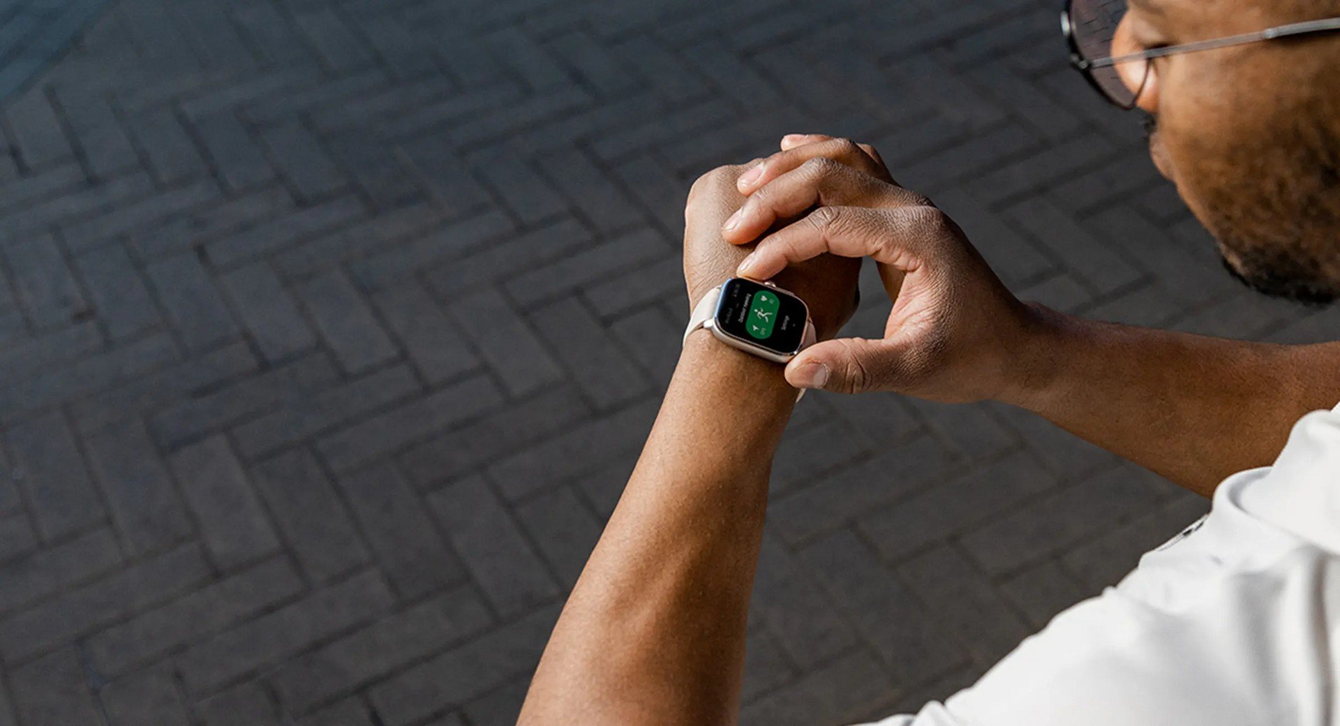 Amazfit Cheetah Square em oferta: smartwatch com tela AMOLED por menos de R$ 900 na Amazon