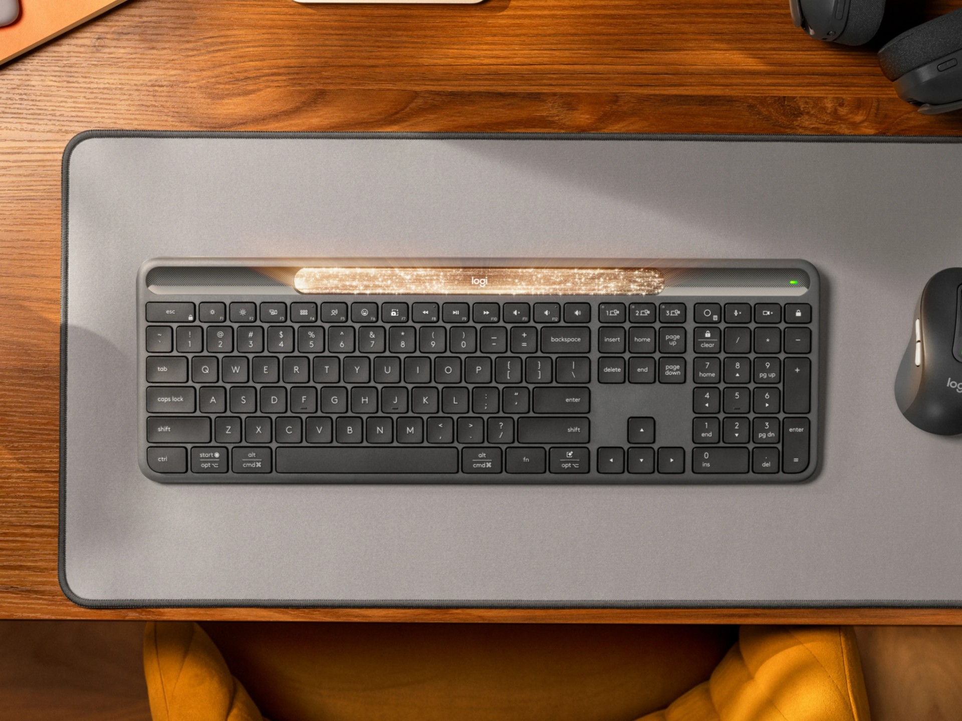 【超美品】Logicool SIGNATURE SLIM SOLAR＋K980 776686?w=1920&h=1440