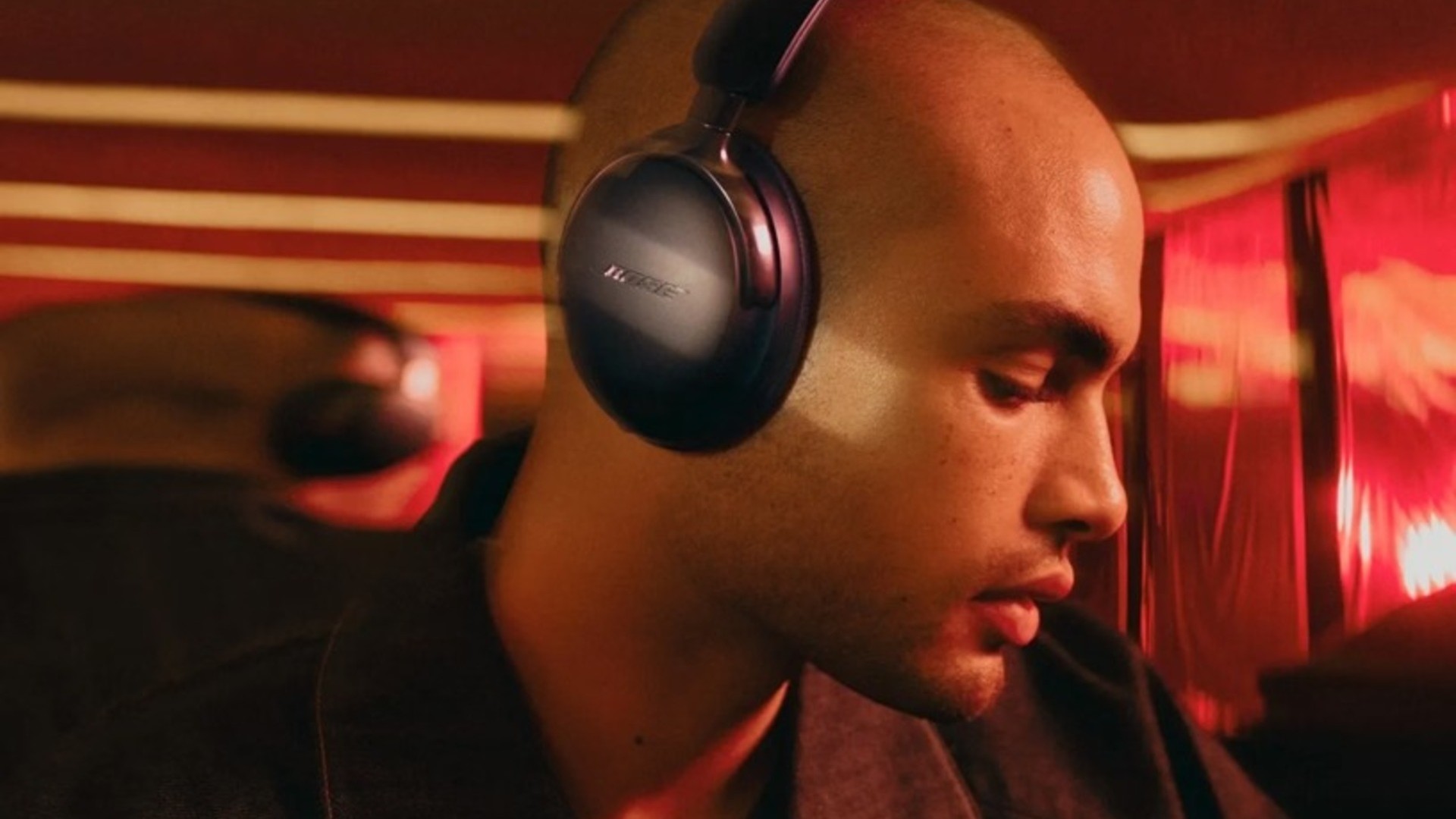 Bose QuietComfort Ultra 2 é lançado com áudio lossless e bateria
