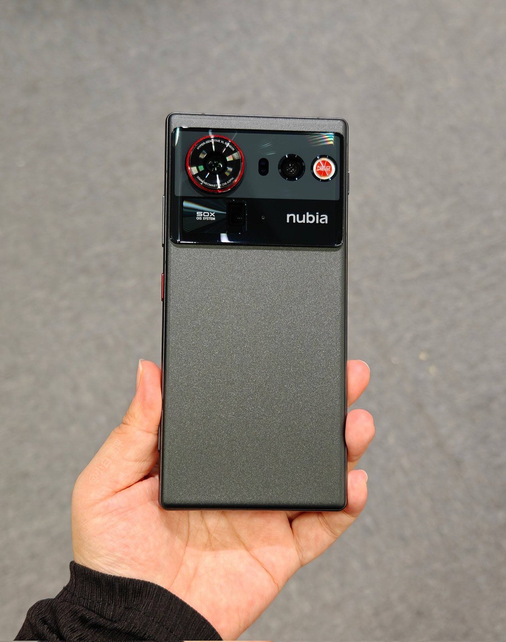 Nubia Z80 Ultra tem Snapdragon 8, bateria de 7.200 mAh e outras
