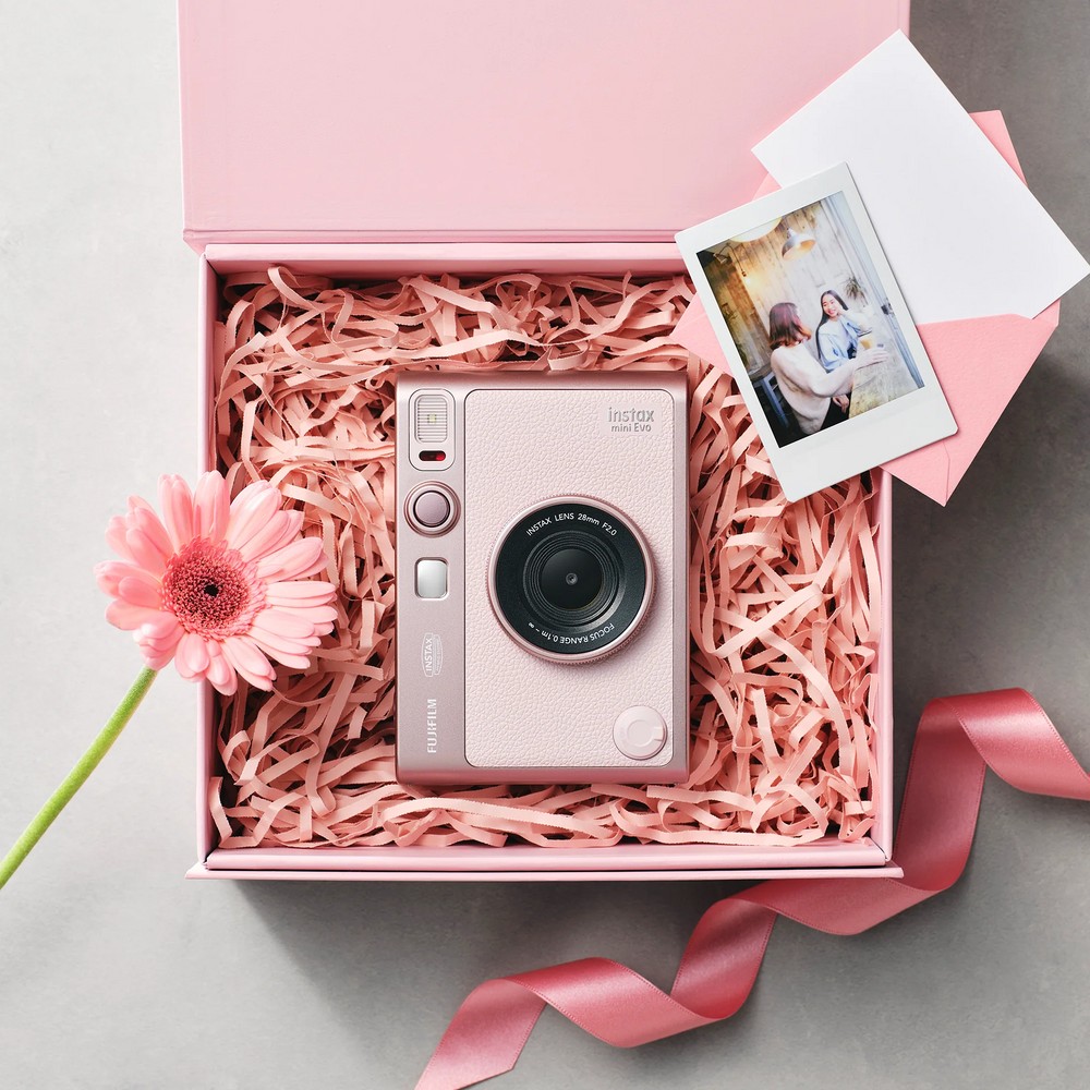 Fujifilm Instax Mini Evo ganha nova opção de cor inspirada na