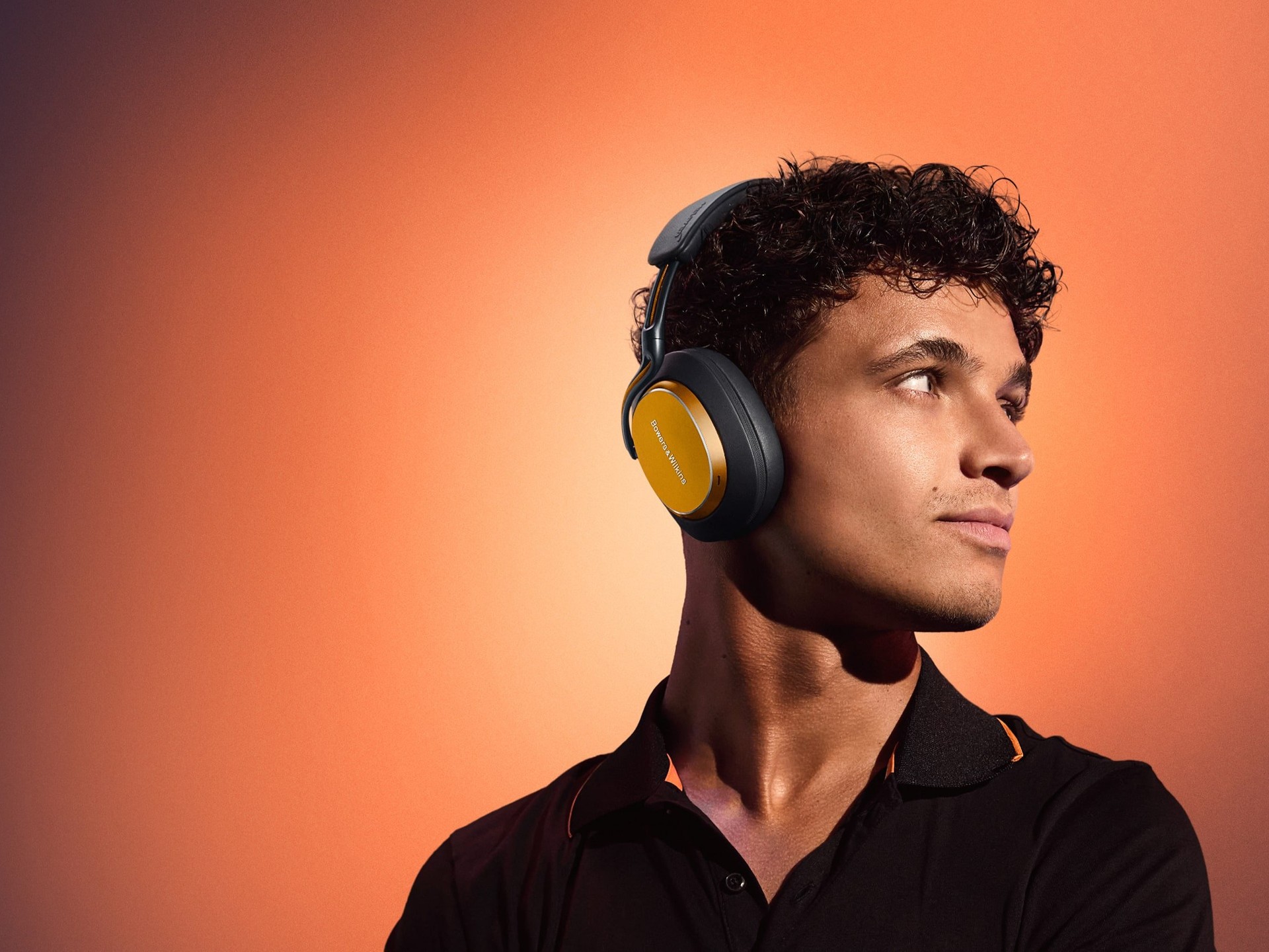 Bowers & Wilkins lança nova versão de fone de ouvido em parceria