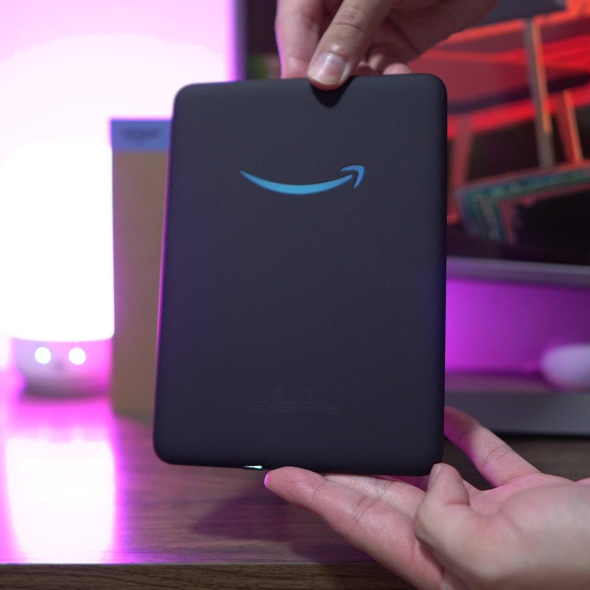 Amazon deve lançar novo Kindle com bateria substituível; veja os