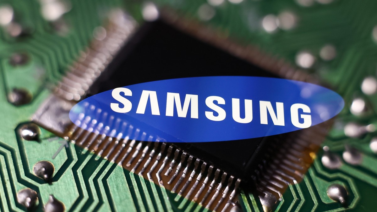 Mais aumento: Samsung aproveita fila para subir preço de chips em 15%