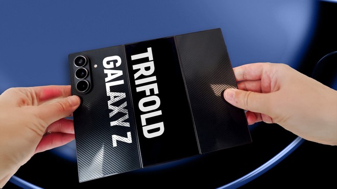 Galaxy Z TriFold: celular que vira um tablet de 10 polegadas | Vídeo Hands-on