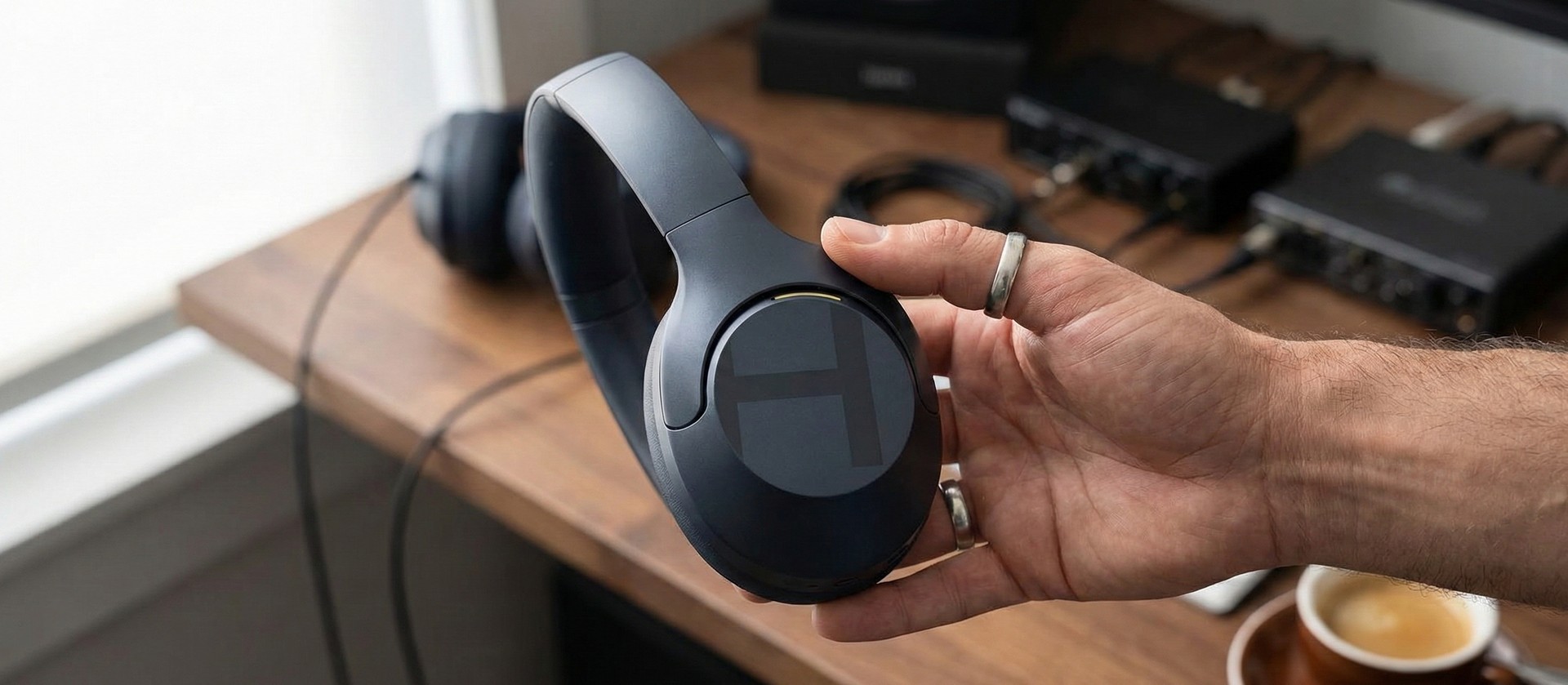 Bateria de 60 horas! Headphone Bluetooth Haylou S35 com ANC em oferta especial com cupom