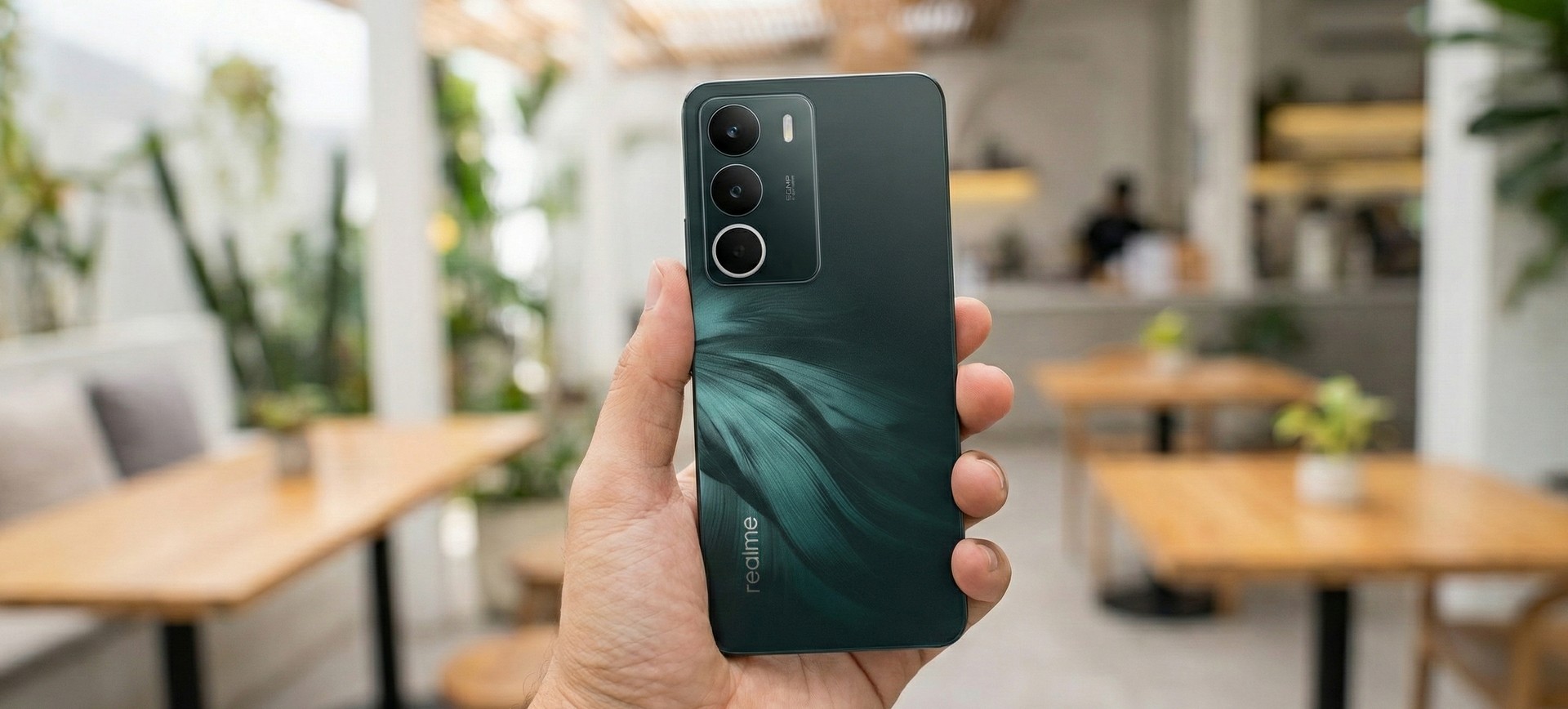 realme C73 entra em oferta relâmpago e aparece por menos de R$ 700