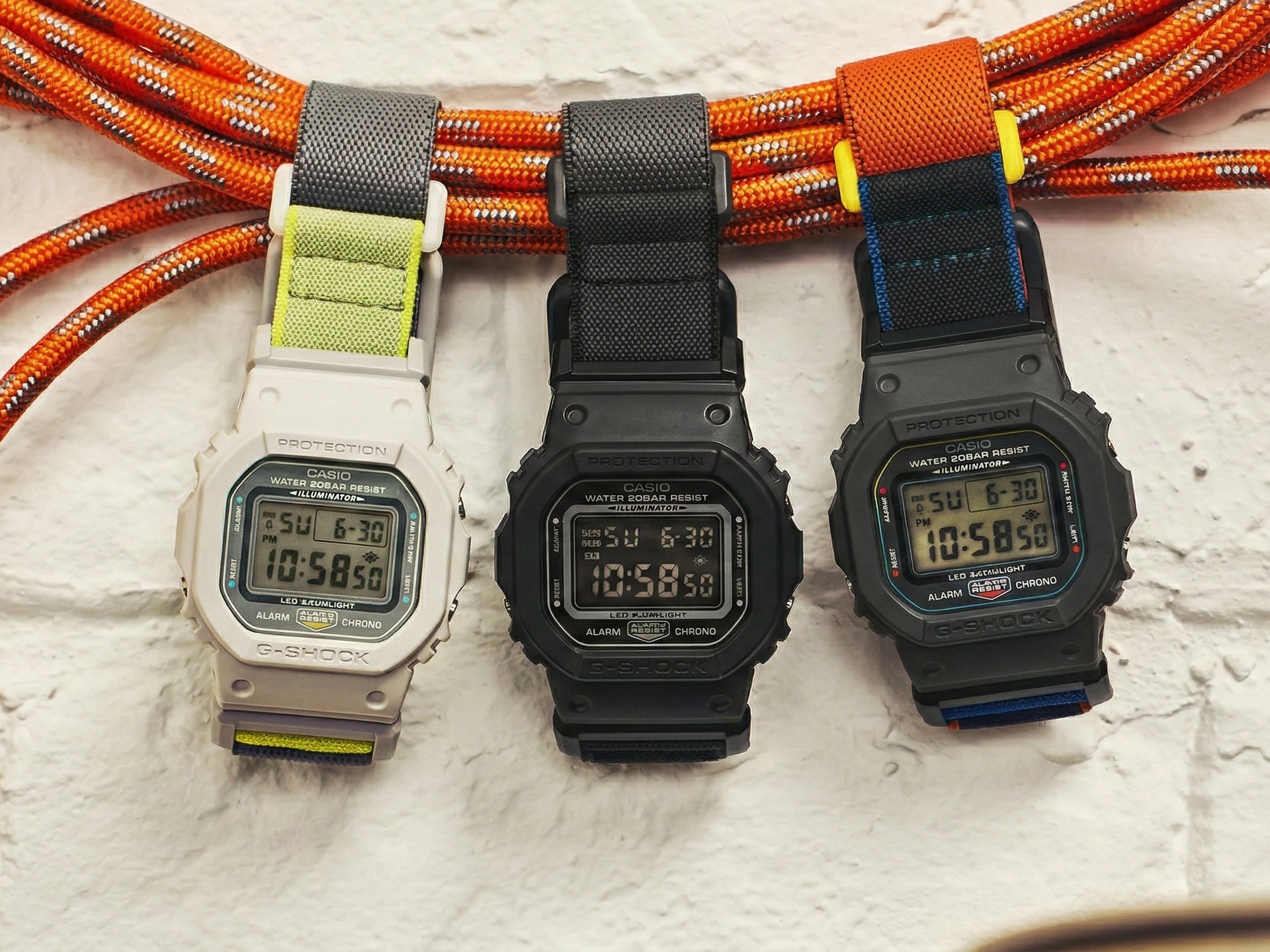 腕時計(デジタル) 022010 G-SHOCK DW-5600VT JOURNAL Casio inova: novos G-Shock DW-5600 trocam resina por tecido e