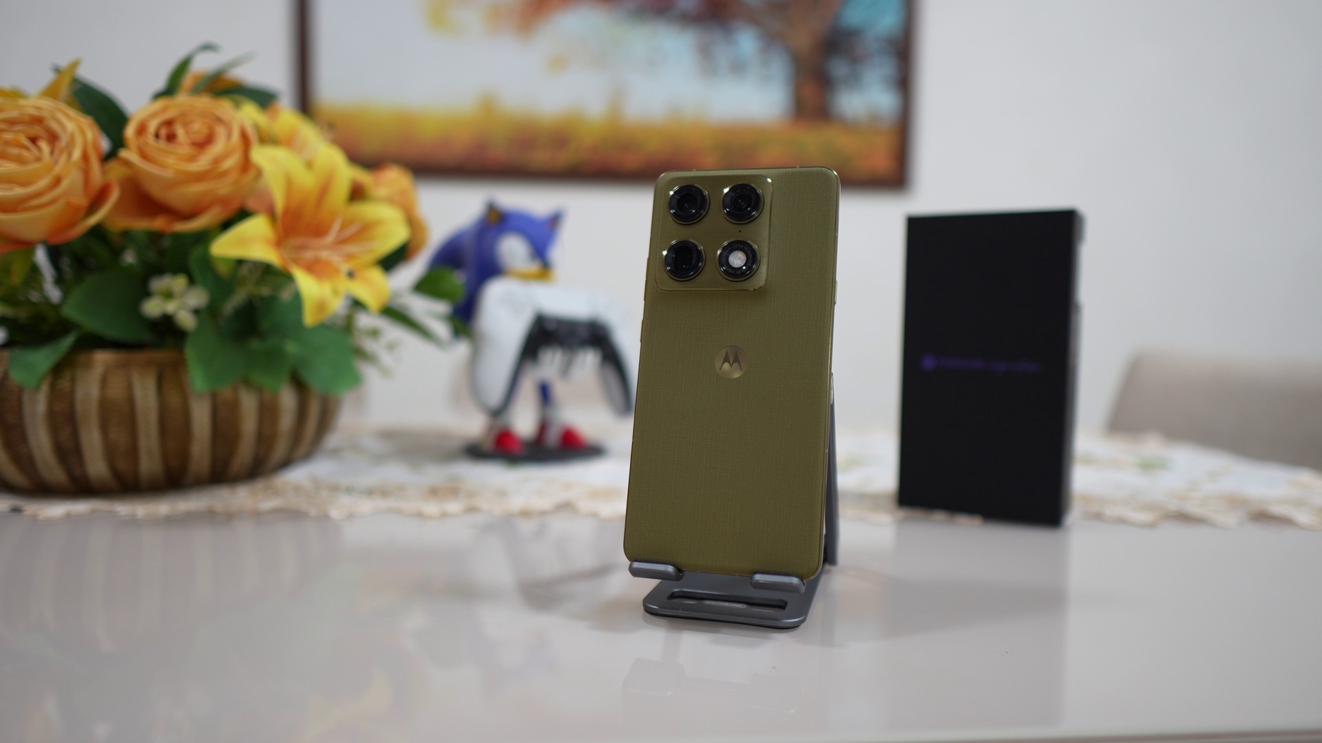 Motorola Signature aparece em oferta com 512 GB e combo de descontos