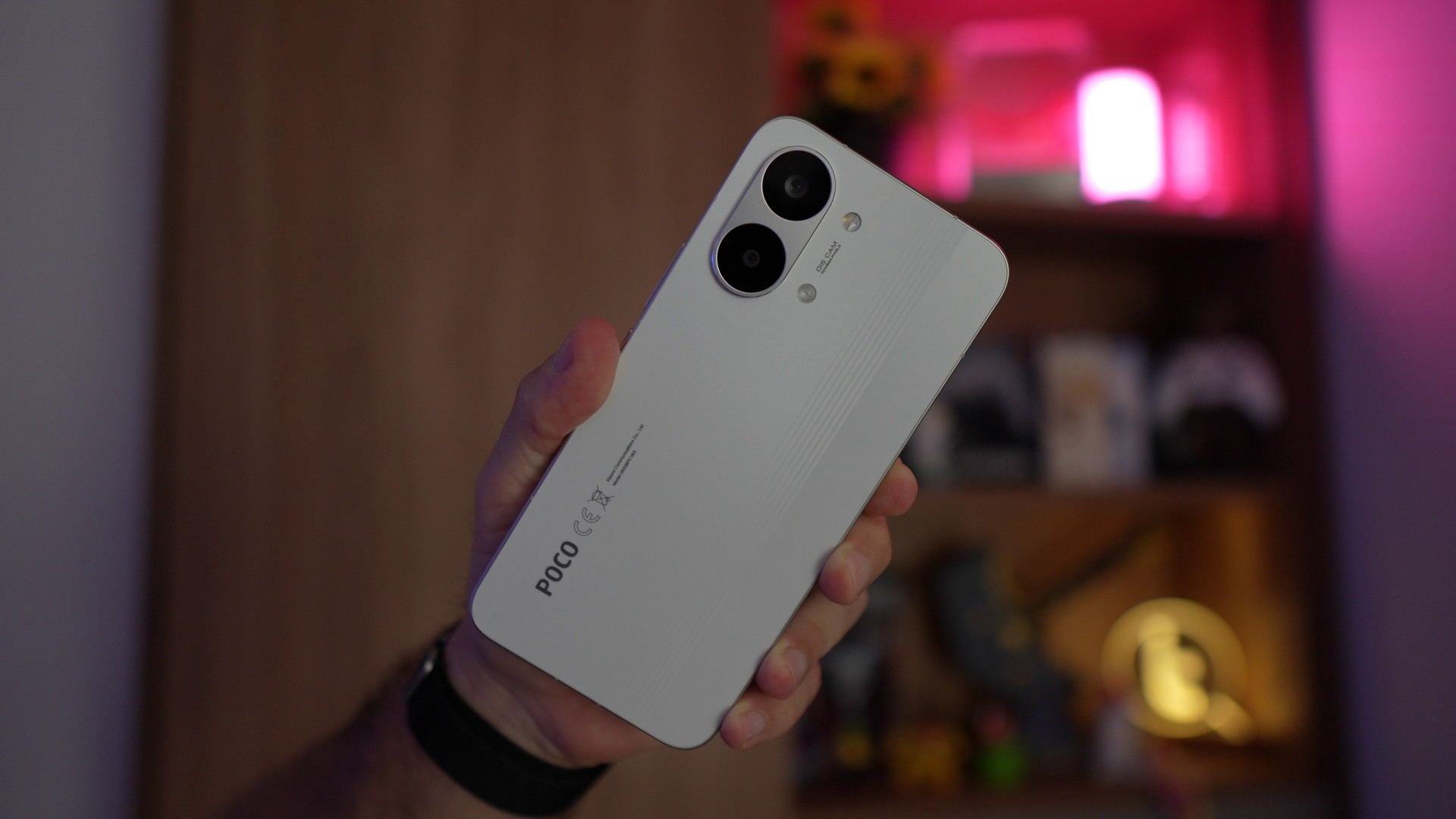 Sinal verde da Anatel: Poco X8 Pro Max já pode trazer bateria de 8.500 mAh ao Brasil