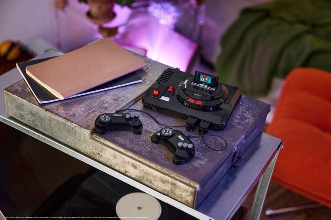 Nostalgia pura! SEGA e LEGO anunciam versão montável do clássico console Genesis