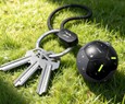 Ugreen lan?a rastreador com formato de bola de futebol que dura 7 vezes mais que AirTag