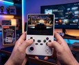 Console port?til Lenovo G02 gera pol?mica ao incluir ROMs piratas nas lojas
