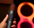 JBL lan?a microfone Easysing Mics com super bateria e foco na linha PartyBox