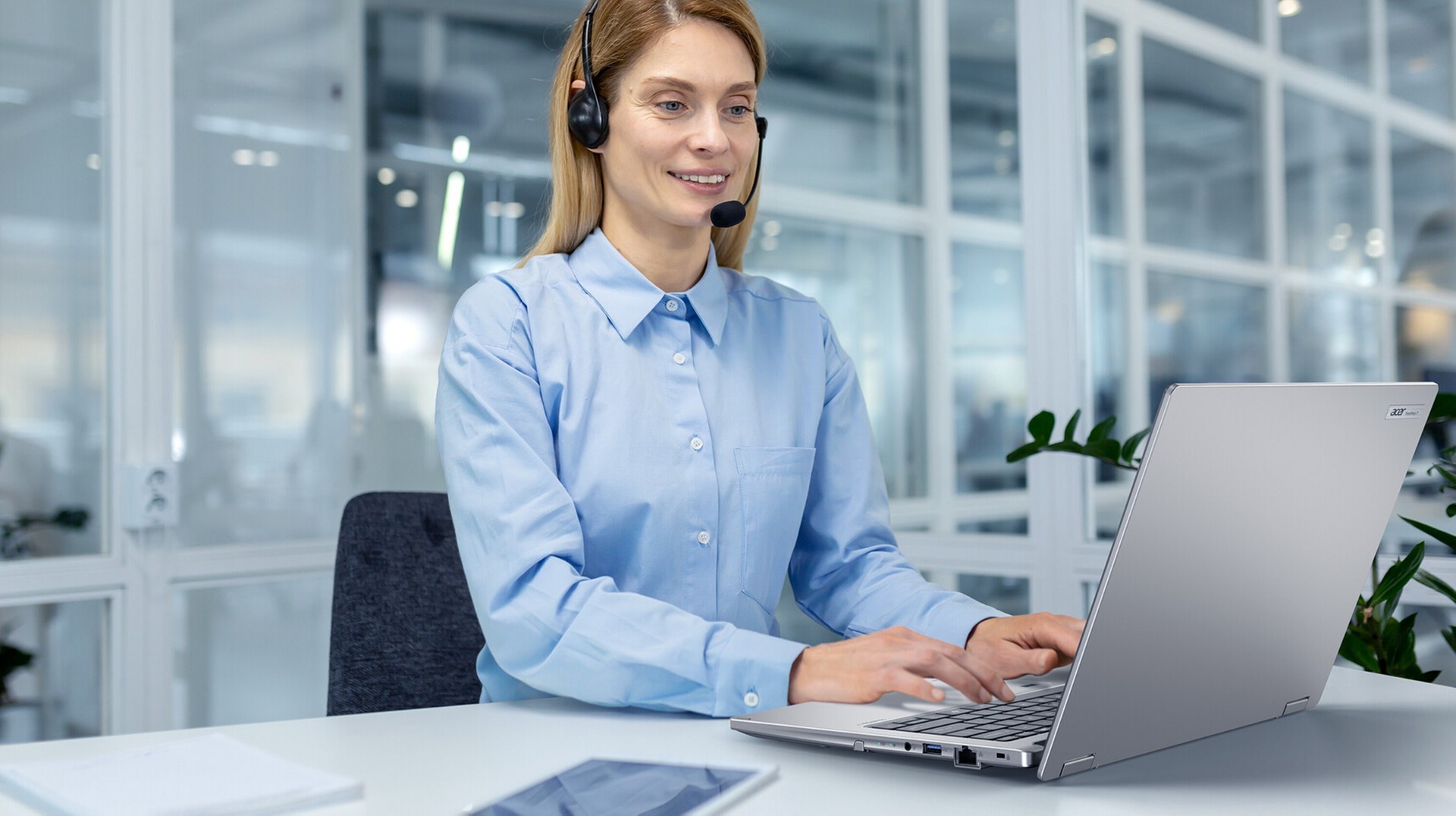 Acer anuncia novo notebook corporativo TravelMate P6 14 AI com menos de 1kg