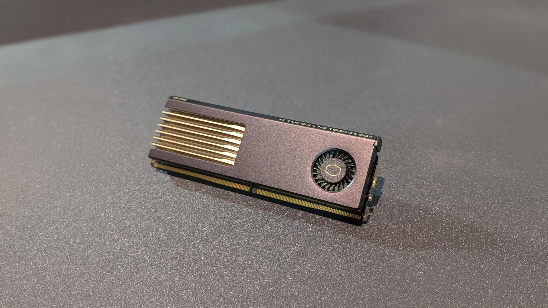 G.Skill e Cooler Master revelam kit de memória DDR5 extremo com ventoinha integrada