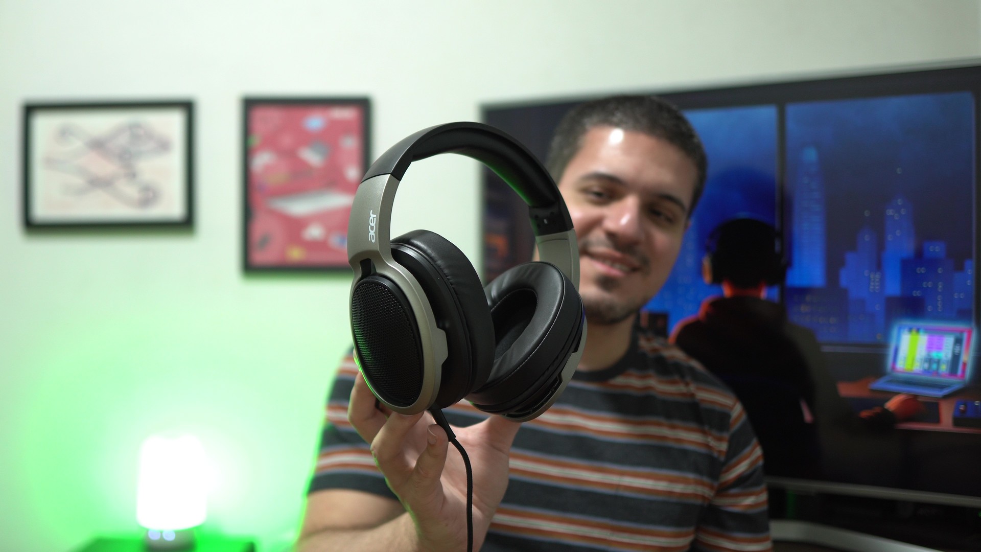 Acer OHW303: o headset barato com som potente e microfone removível | Análise / Review