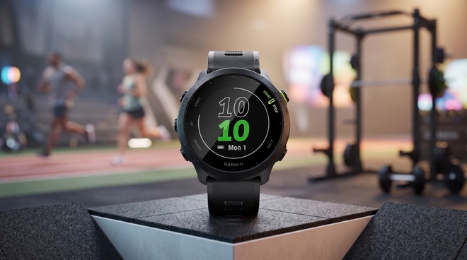 Garmin Forerunner 55 com cupom de desconto por R$ 965: o relógio premium perfeito para treinos - Foto