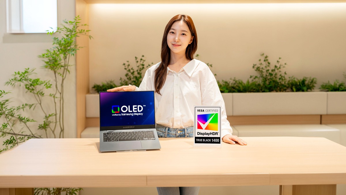 Samsung lança tela OLED para notebooks com brilho recorde de 1.600 nits e certificação HDR inédita