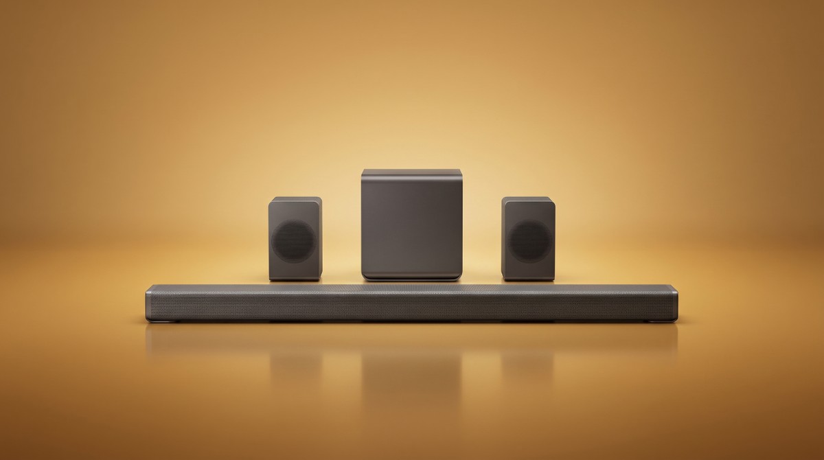TCL lança soundbar topo de linha com 11.1.4 canais e potência recorde de 1.420W