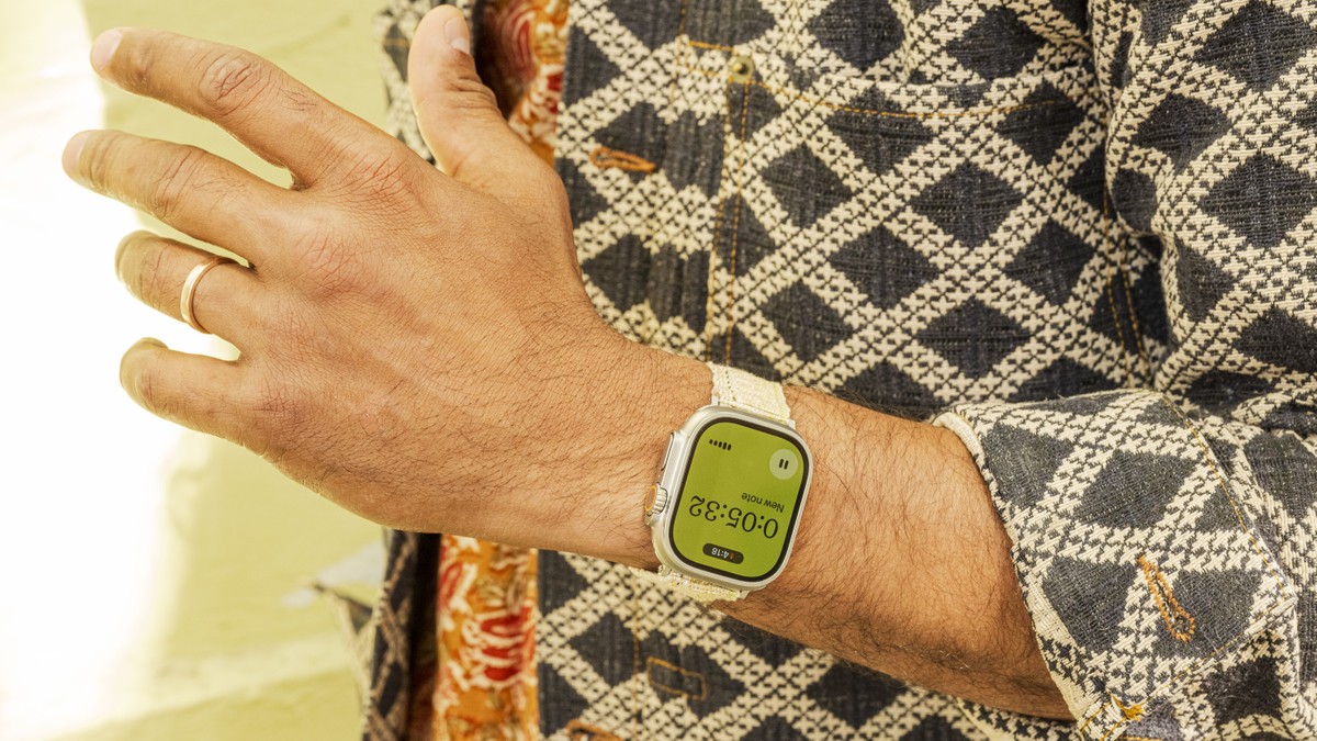 App de IA Granola chega ao Apple Watch para transcrever reuniões direto do pulso