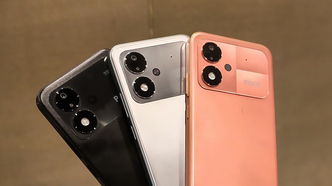 Com cara de iPhone: Poco M8 Power aparece em fotos e vídeo na cor laranja