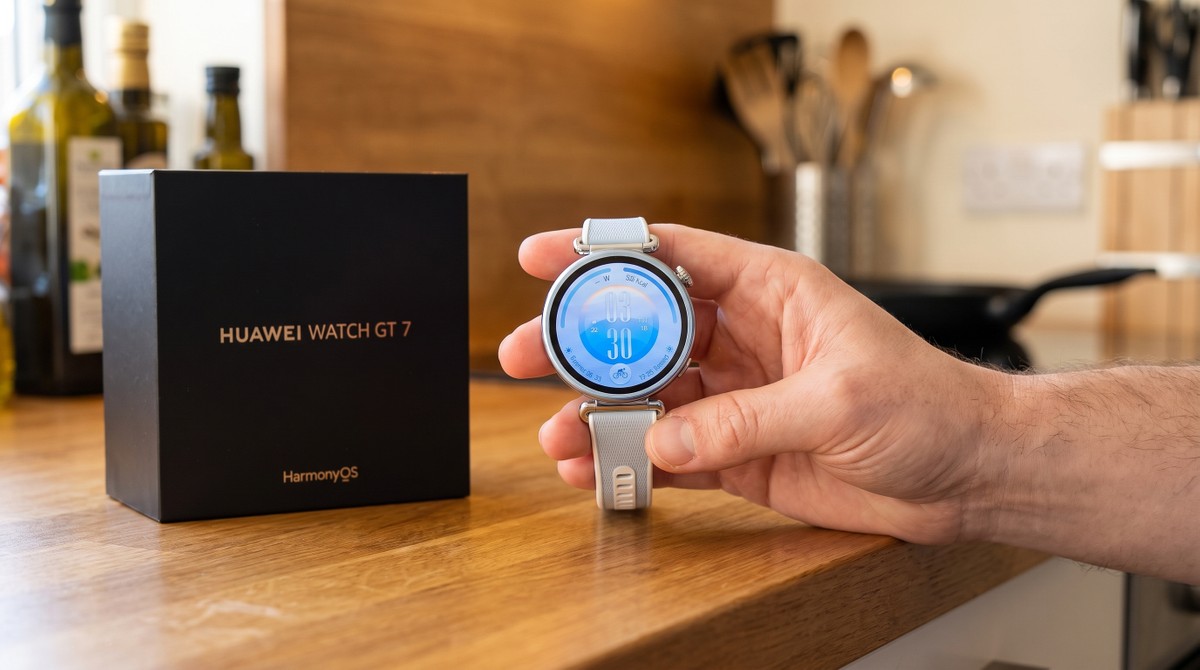 Huawei Watch GT 7 Pro vaza com design robusto e novas opções de cores antes do lançamento
