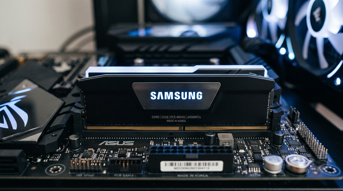 Guerra dos chips: Samsung dá a volta por cima e recupera topo global em DRAM