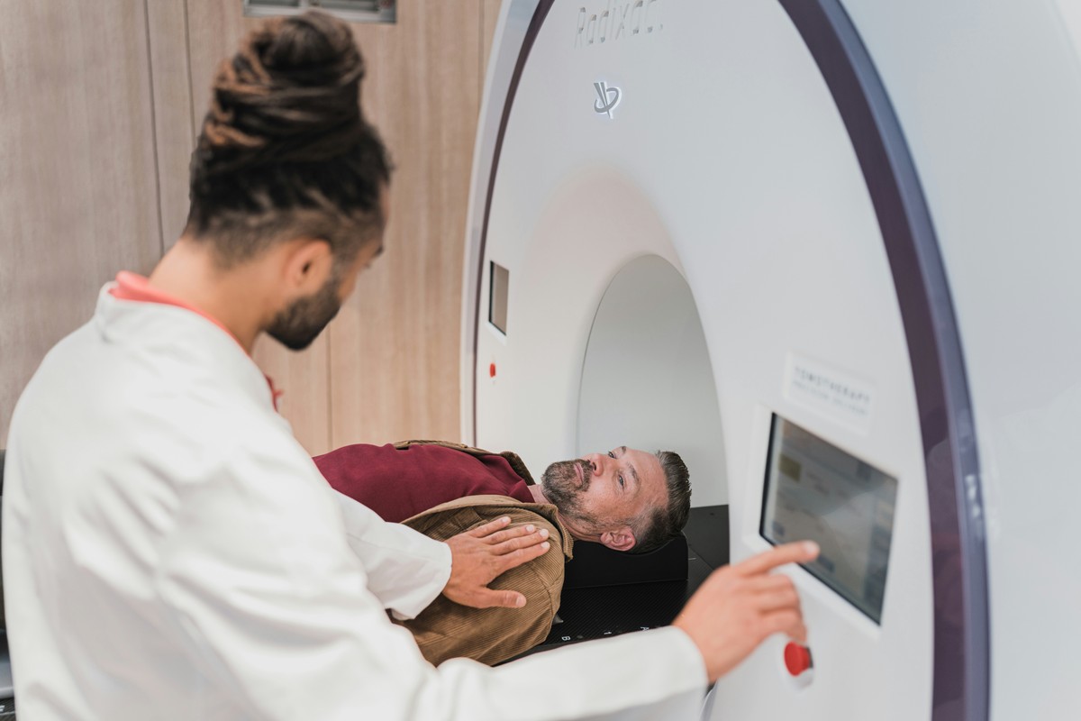 Samsung desenvolve ressonância sem radiação para detectar risco de Parkinson no cérebro