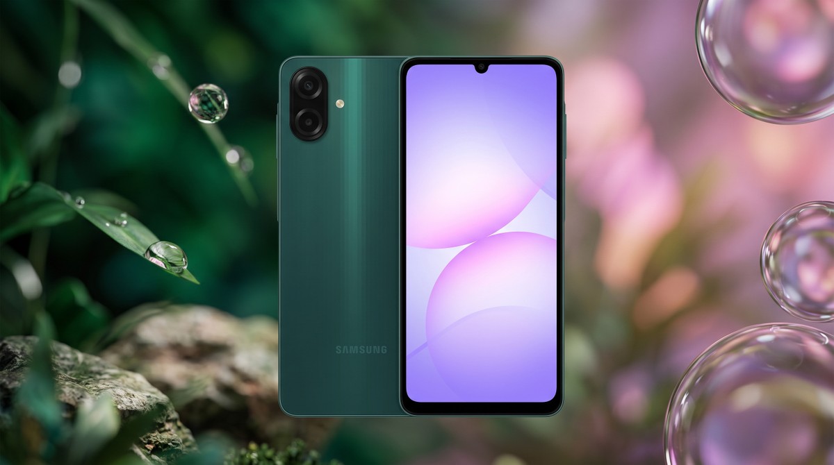 Galaxy A08 com lançamento iminente: baratinho da Samsung passa no Google Play Console