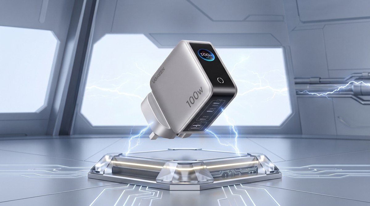 UGREEN lança carregador Nexode Pro GaN de 100W com tela de status e 4 portas