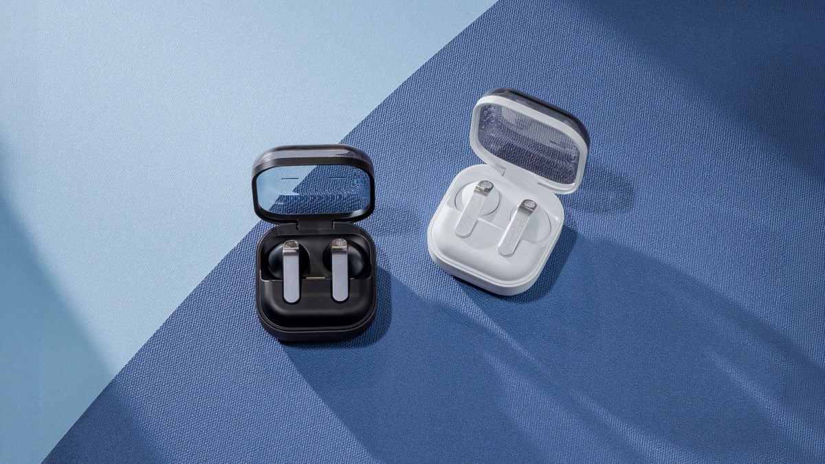 Galaxy Buds 4: fone premium aberto da Samsung atinge menor preço em até 15x sem juros