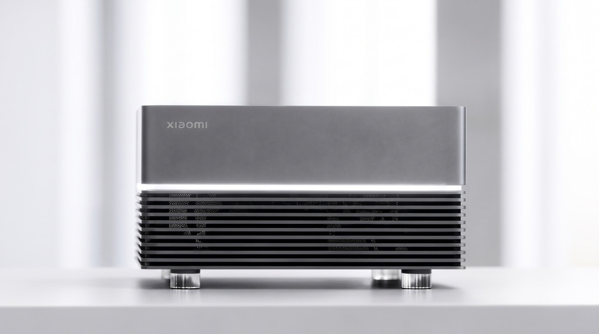 Xiaomi revela minicomputador com três chips XRING para rodar IA pesada