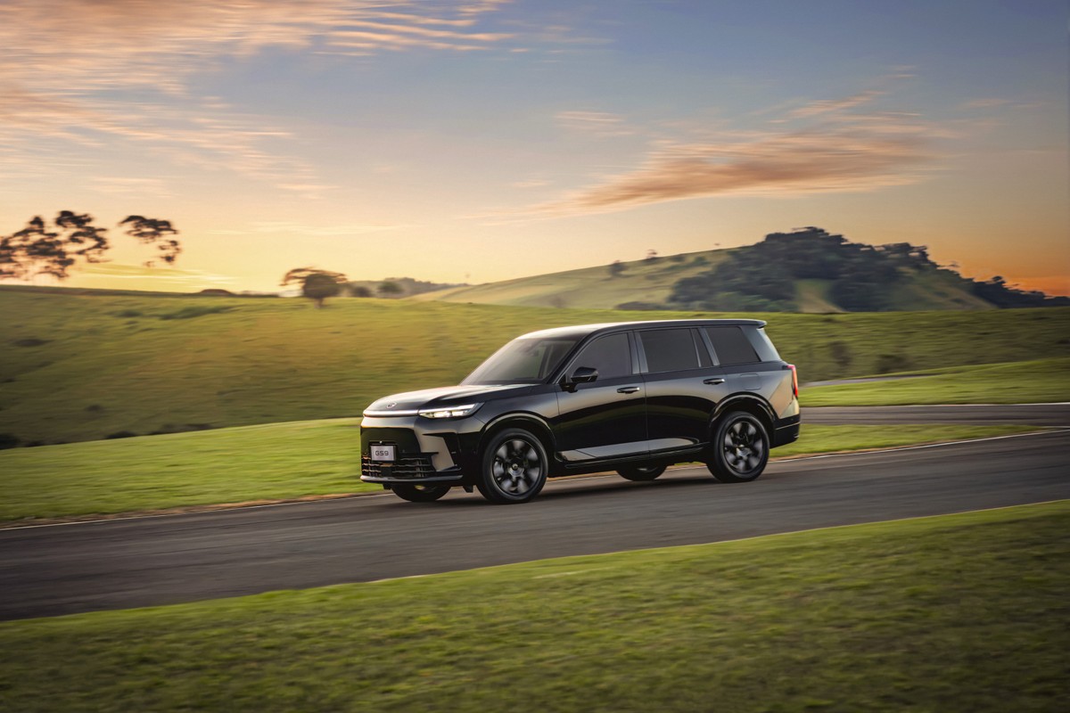 GAC estreia SUV híbrido GS9 com 500 cv e tecnologia de autonomia estendida no Brasil