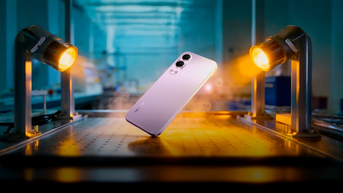 Realme C100i: celular baratinho com bateria de 7.000 mAh em oferta por menos de R$ 1.100