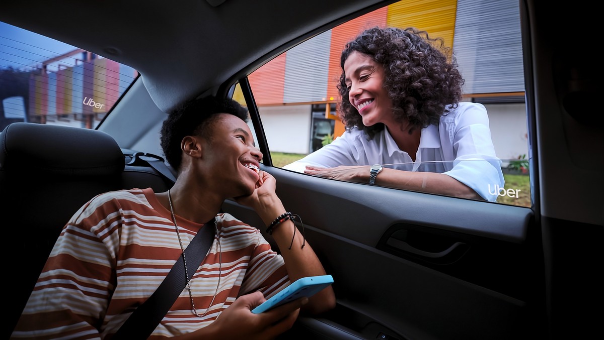 Uber lança transmissão de vídeo ao vivo para pais acompanharem viagens de adolescentes