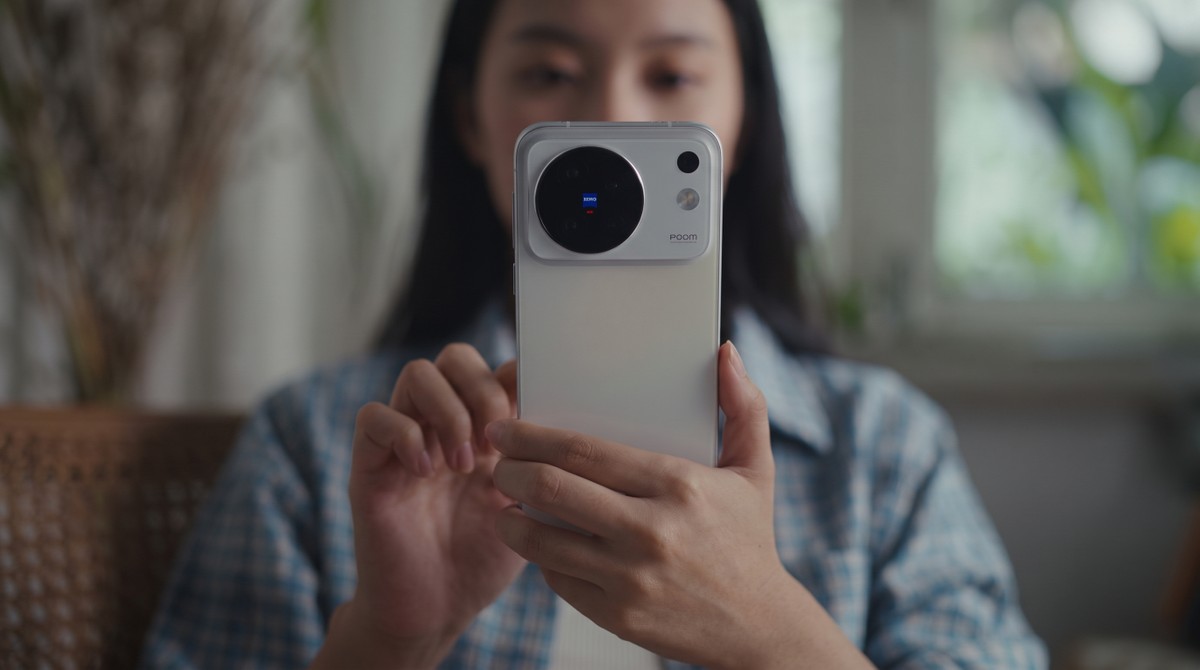 Protuberância dupla? Vivo X500 tem design revelado em detalhes em novo vídeo