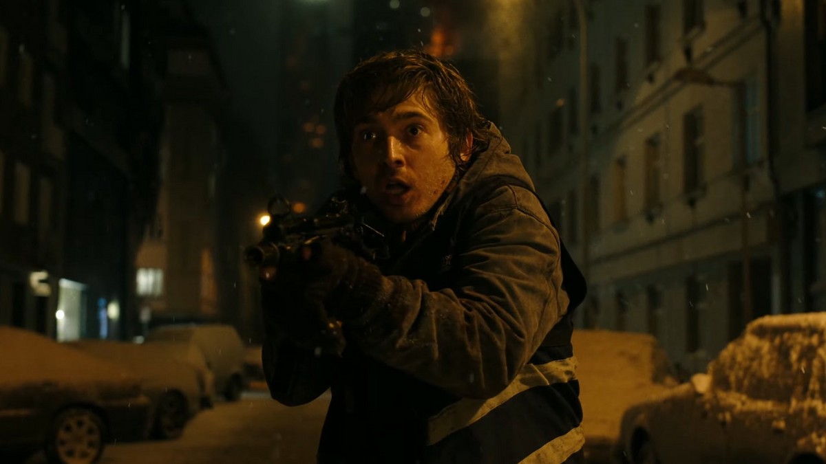 Novo filme de Resident Evil quebra maldição da franquia e é aclamado em primeiras reações