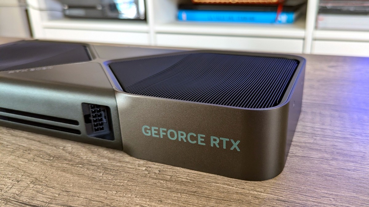 Garantia negada: placa RTX 5090 com tinta apagada tem reparo recusado pela NVIDIA