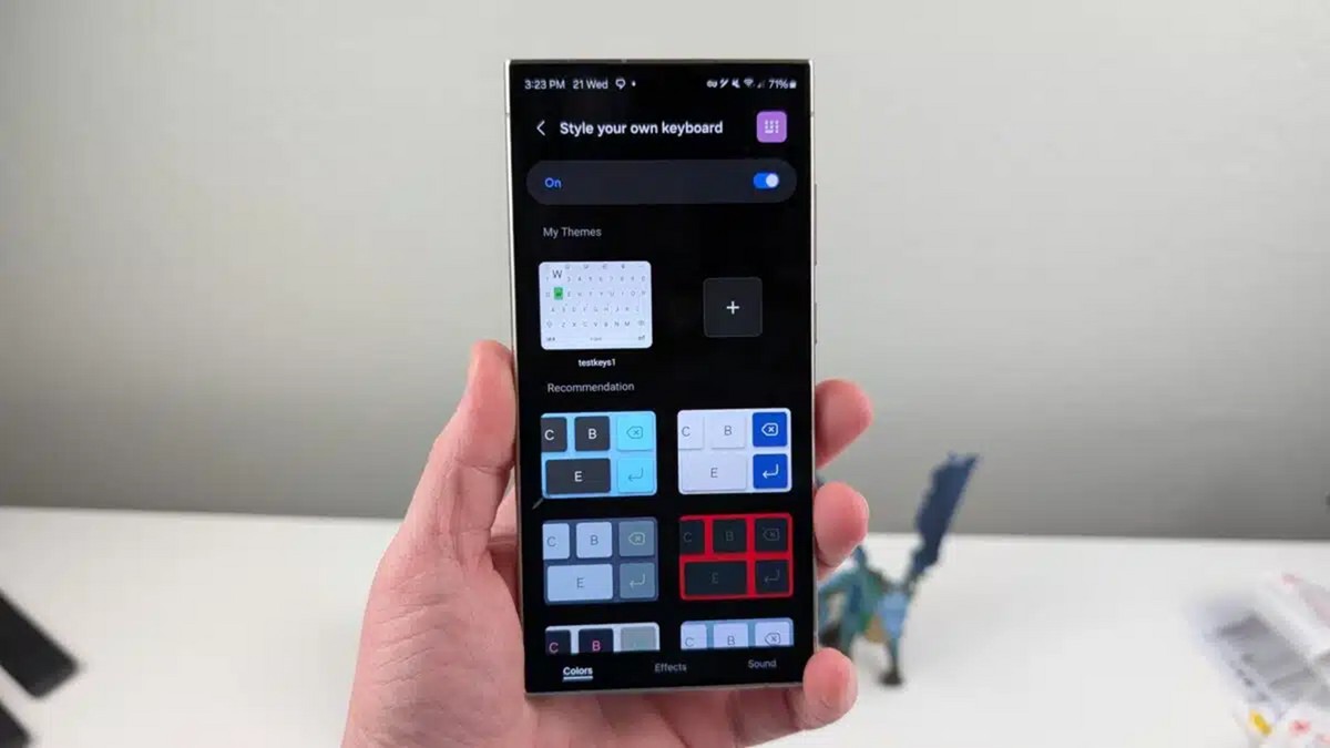 Samsung confirma bug no Keys Cafe ao usar teclados personalizados
