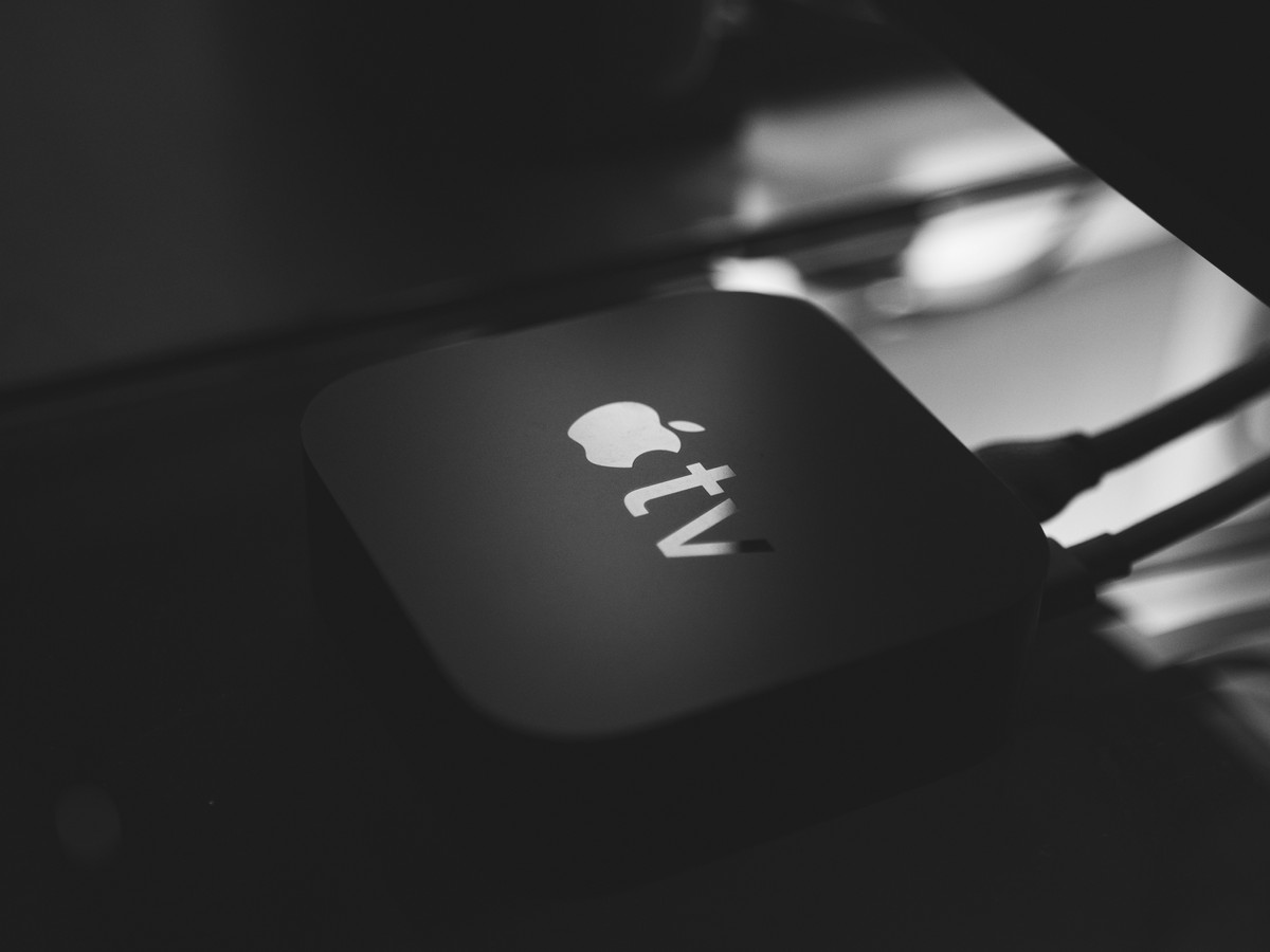 Shopify lança aplicativo Shopcast para Apple TV com painel de vendas em tempo real