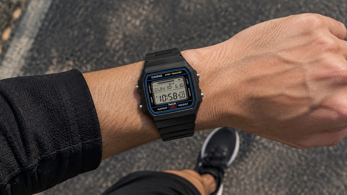 Esgotado no Japão, smartwatch retrô Casio F-B100W chega a mais um país; e o Brasil?