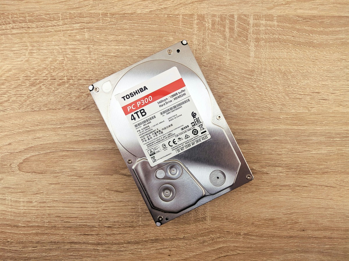 Toshiba dobra produção de HDs e prevê discos de 100 TB para o futuro