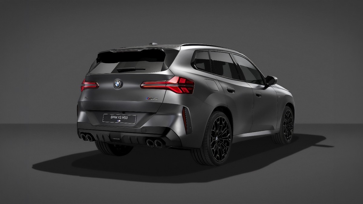 BMW lança X3 M50 xDrive com motor de 443 cavalos e pacote Black