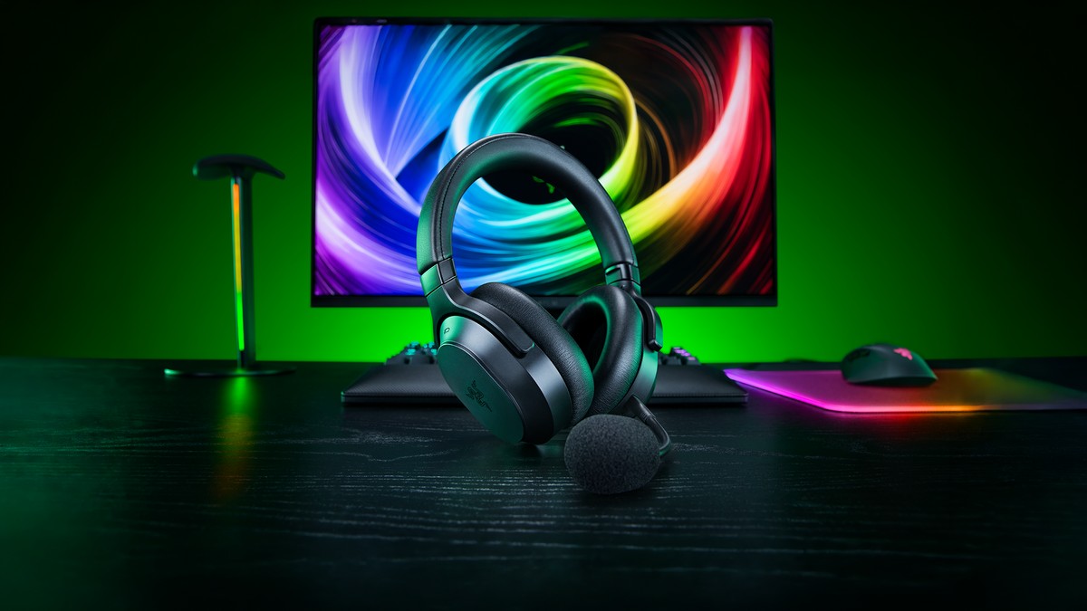 Razer lança Barracuda V2 Pro com até 70h de bateria, ANC e recurso de áudio simultâneo