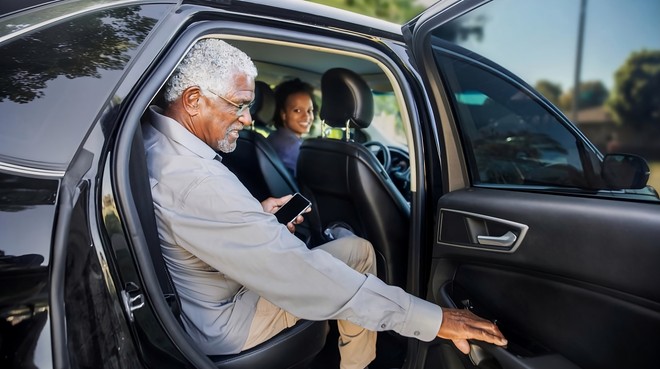 Mais acessibilidade! Uber lança recurso 'Preferências de Partida' para idosos e PcD - Foto