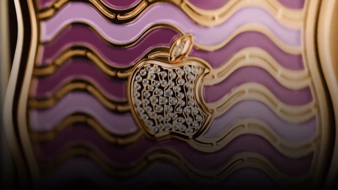 iPhone Duo: Caviar lança edição de luxo do dobrável com ouro e diamantes por até US$ 90 mil - Foto